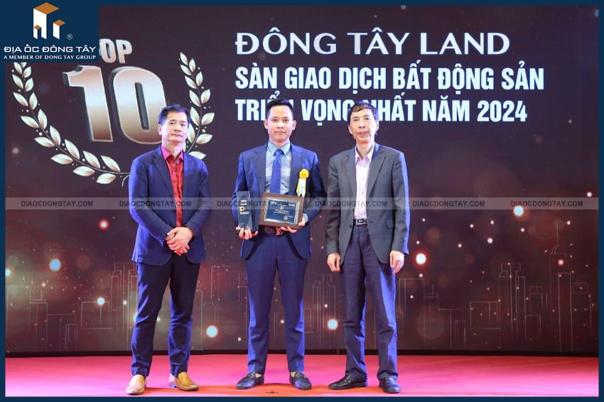 Đông Tây Land nhận giải thưởng Top 10 sàn giao dịch năm 2024